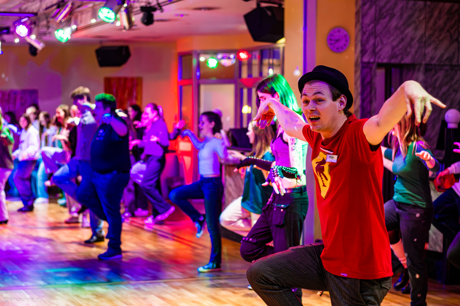 Come Together Party 8033